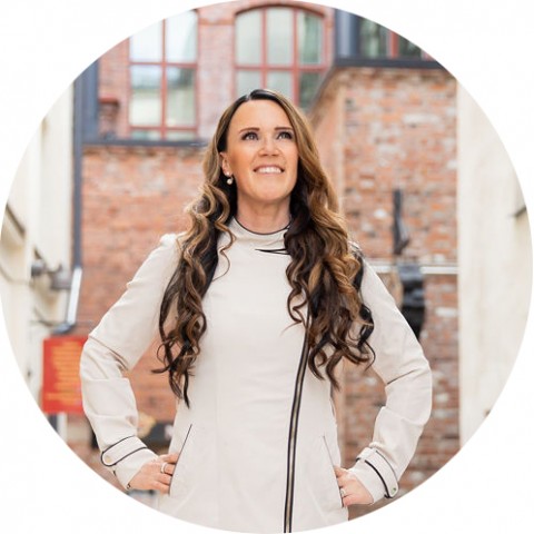 Katía Uusikartano Katía Uusikartano